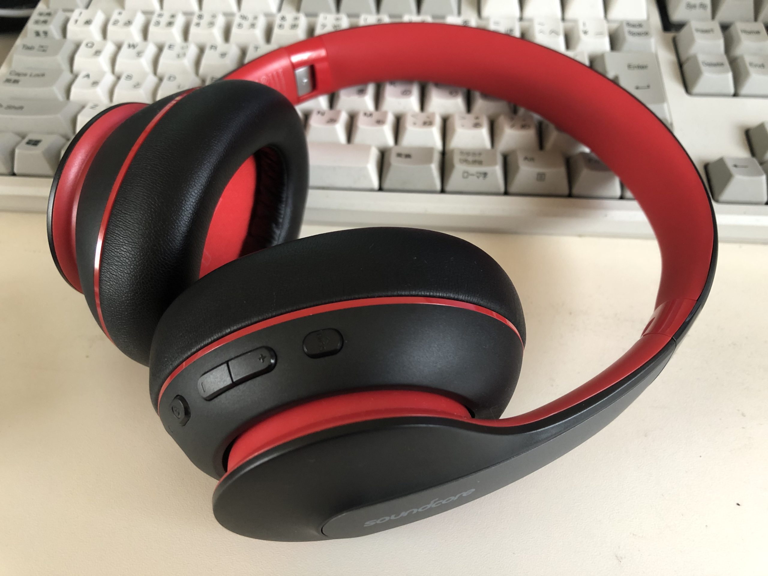 【ガジェット】Bluetoothヘッドホン Anker Soundcore Life Q10 を購入レビュー