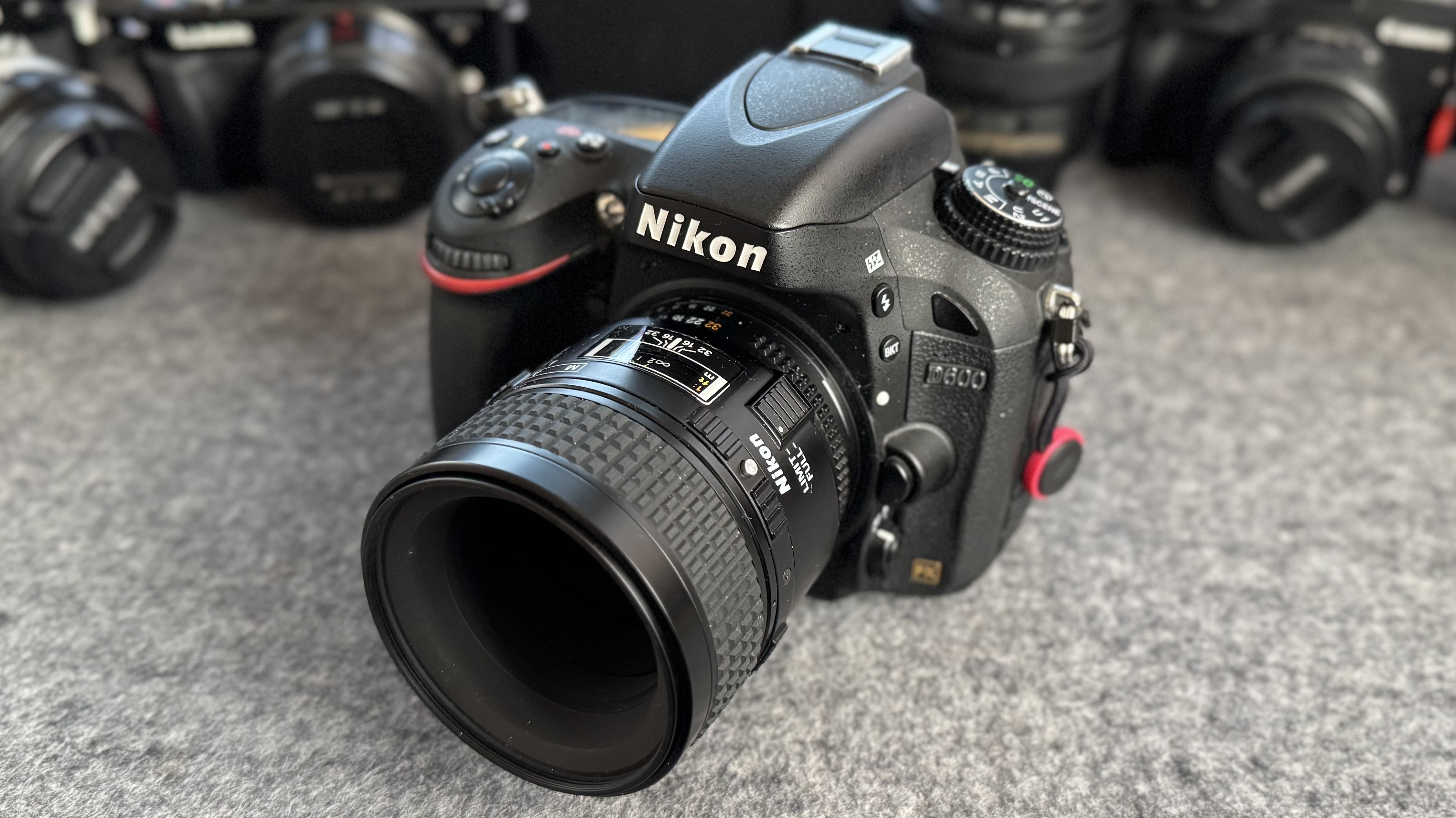 【カメラレンズ】レビュー：「Nikon AI AF Micro-Nikkor 60mm f/2.8」オートフォーカスレンズを手頃な価格でマクロ撮影も「Nikon D600」で楽しむ