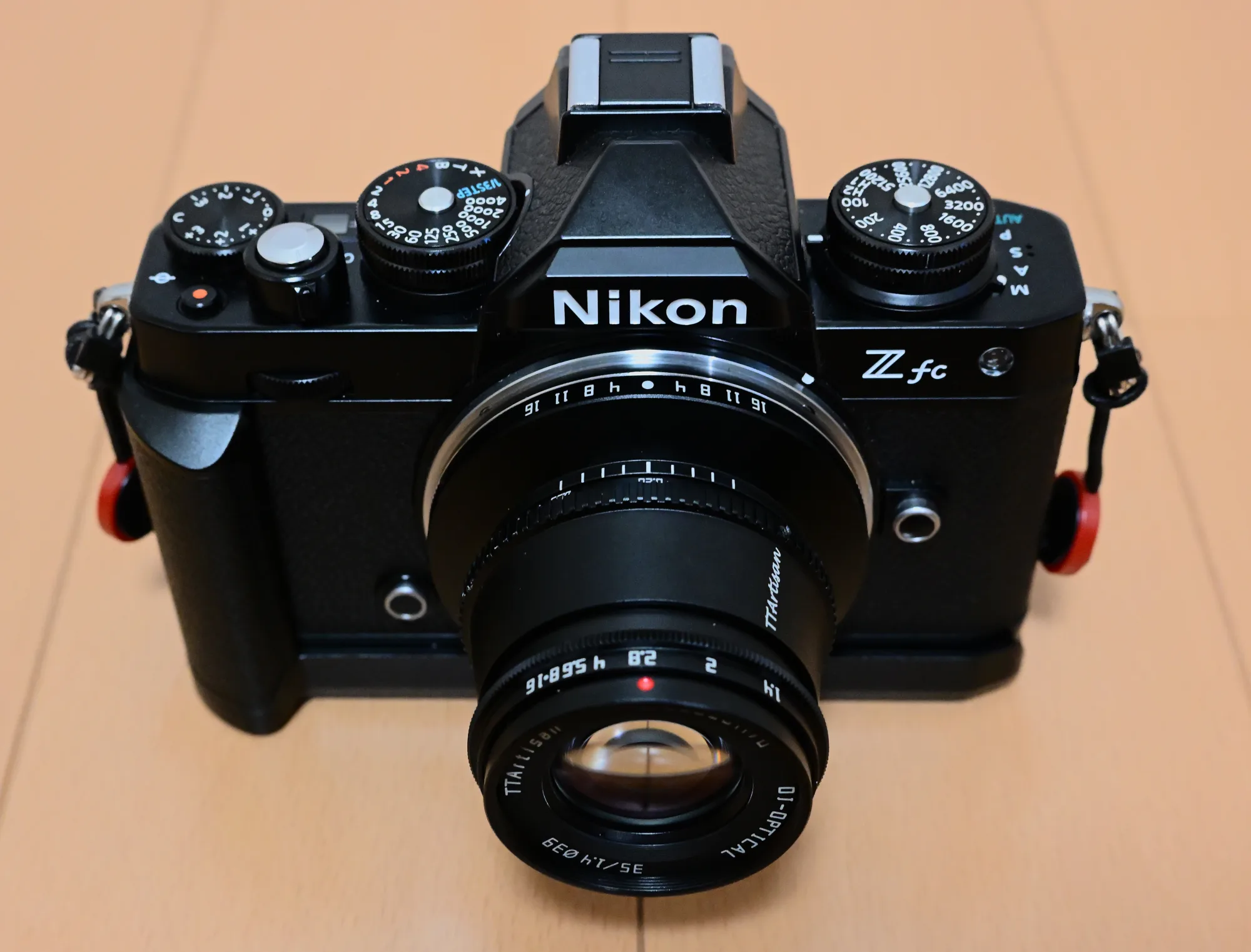 【銘匠光学 TTArtisan 35mm F1.4 C】レビュー：コスパの良い明るい標準単焦点レンズをNikon Zfcで使ってみる。